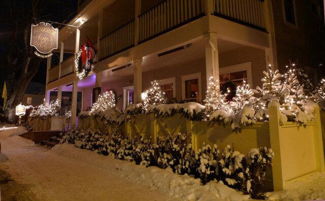 Auberge Ayer's Cliff&nbsp;&nbsp;&nbsp;&copy; Auberge Ayer's Cliff