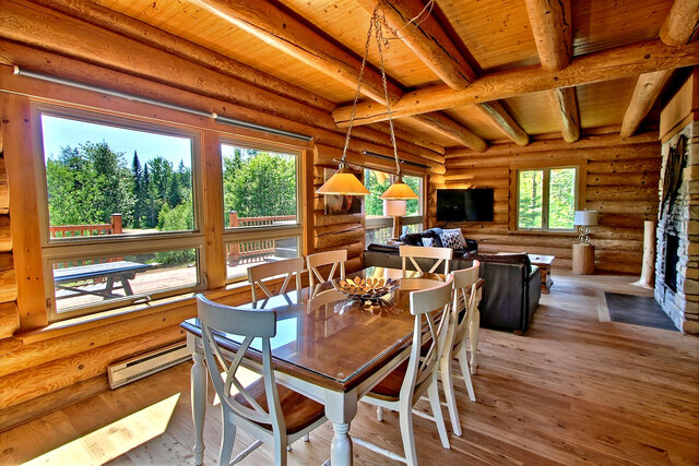 Le Castor - Aire ouverte&nbsp;&nbsp;&nbsp;&copy; Au Chalet en Bois Rond