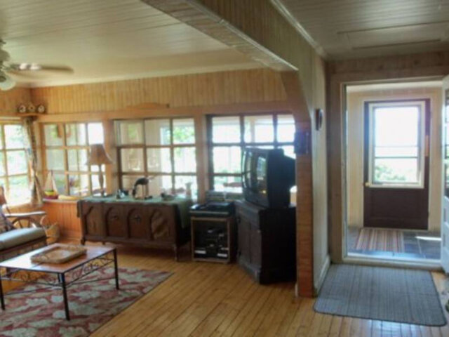Salon (avant)