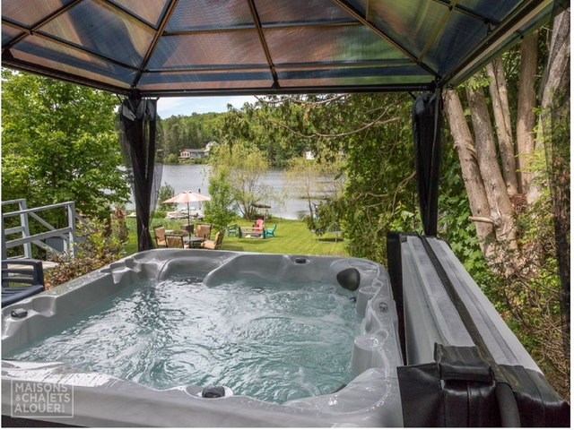 Spa&nbsp;&nbsp;&nbsp;&copy; Maisonsetchaletsalouer