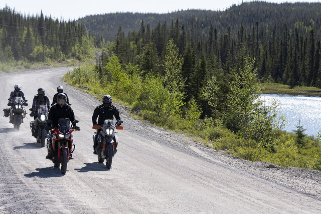 Moto-aventures en sentiers, Laurentides&nbsp;&nbsp;&nbsp;&copy; Fabienne Mace