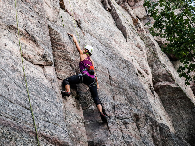 Escalade&nbsp;&nbsp;&nbsp;&copy; France Lemire