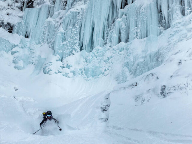 Ski hors-piste&nbsp;&nbsp;&nbsp;&copy; B.Bisson