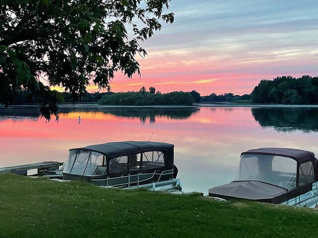 Coucher de soleil sur la rivière Saint-François