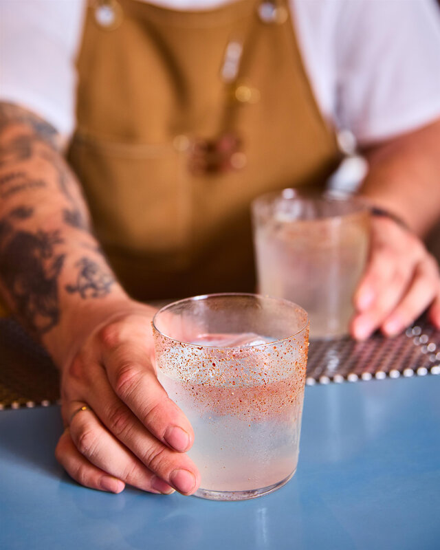 MARGARITA 2 POUR 1&nbsp;&nbsp;&nbsp;&copy; Alma Kismic