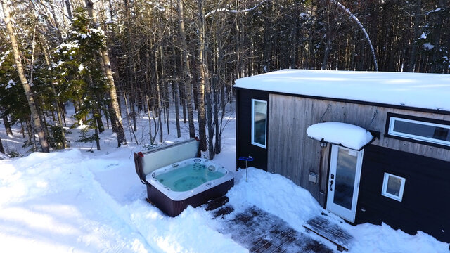 La magnifique Tiny House de Chalets BSL au coeur du Bas St-Laurent&nbsp;&nbsp;&nbsp;&copy; chalets bsl