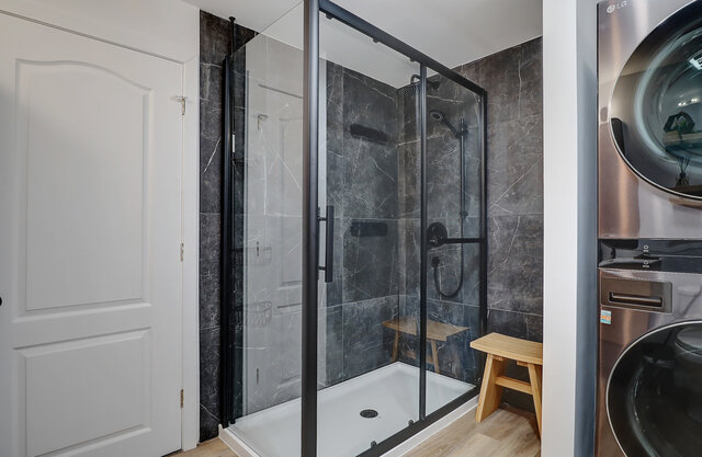 Salle-de_bain Rez de Jardin&nbsp;&nbsp;&nbsp;&copy; Konin Koua
