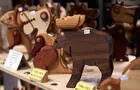 Plusieurs produits de bois au design contemporain © B.Rousseau /CMAQ