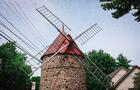 Moulin Grenier - 2&nbsp;&nbsp;&nbsp;&copy; J.Prince