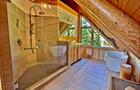 Le Castor - Salle de bain attenante&nbsp;&nbsp;&nbsp;&copy; Au Chalet en Bois Rond