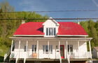 Maison du village © J.-V.Tremblay