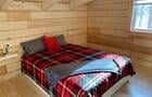 Chambre étage&nbsp;&nbsp;&nbsp;&copy; Chalets des Quenouilles