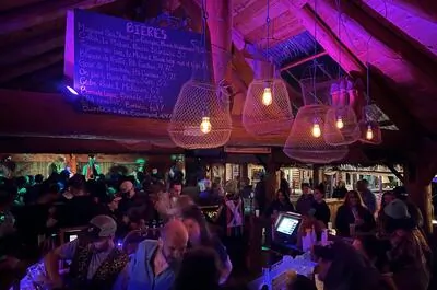 Auberge Festive Sea Shack