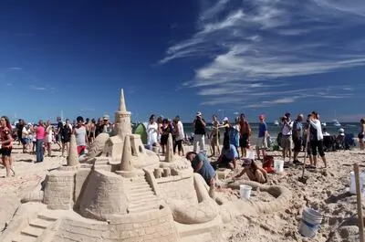 Concours de Châteaux de Sable des Îles