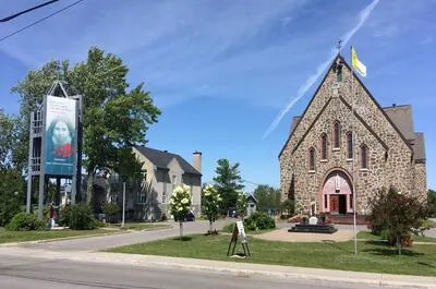 Sanctuaire Sainte-Thérèse de l&rsquo;Enfant-Jésus