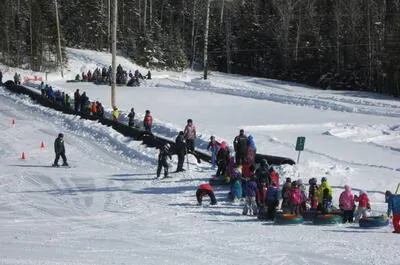 Mont-Béchervaise / Glissade sur neige