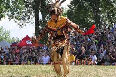 Pow Wow – Échos d&rsquo;une nation fière
