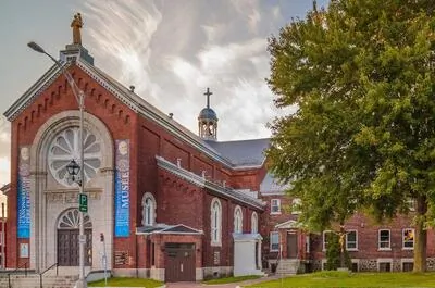Sanctuaire et musée Bon Père Frédéric