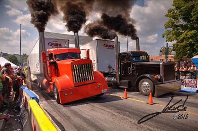 Compétition de tir et d&rsquo;accélération de camions