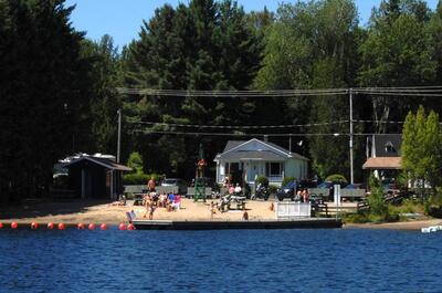 Plage municipale d’Entrelacs