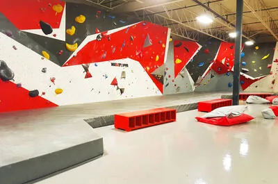 Le Crux centre d&rsquo;escalade Boisbriand