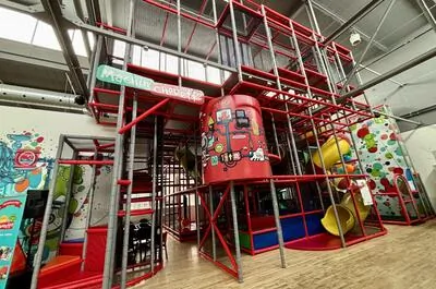 Au Machin Chouette – centre d&rsquo;amusement