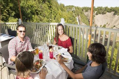 Restaurant-terrasse du Manoir