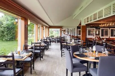 Auberge du Lac-à-l&rsquo;Eau-Claire
