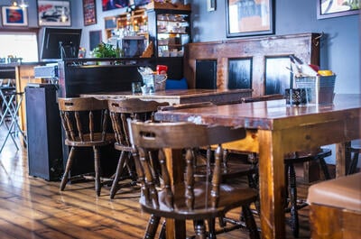 Pub au cochon fumé