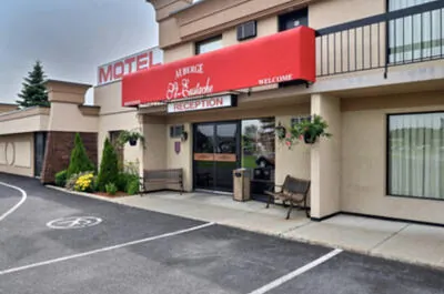 MOTEL ST-EUSTACHE