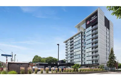 HÔTEL BEST WESTERN PLUS GATINEAU-OTTAWA ET CENTRE DE CONFÉRENCES