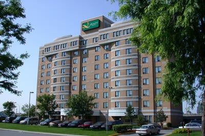 HAMPTON INN PAR HILTON MONTRÉAL EST ANJOU