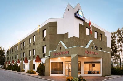 DAYS INN HÔTEL SAINTE-HÉLÈNE
