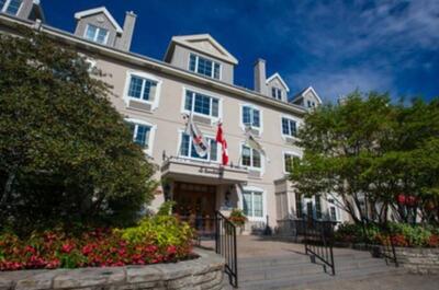 HÔTEL HOLIDAY INN EXPRESS & SUITES TREMBLANT