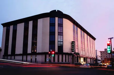 HÔTEL CHICOUTIMI