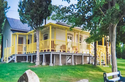 MOTEL CHALET A. DUFOUR