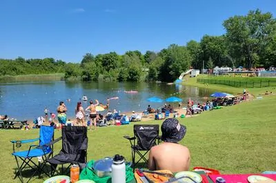 CAMPING DU LAC CRISTAL
