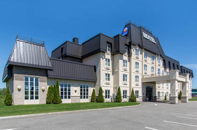 HÔTEL COMFORT INN & SUITES ST-NICOLAS