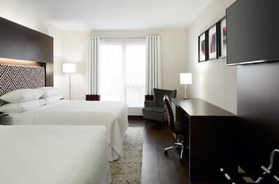 HÔTEL FOUR POINTS BY SHERATON LÉVIS CENTRE DE CONGRÈS