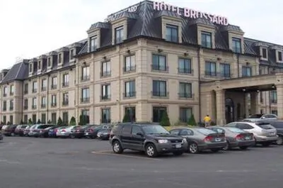 HÔTEL BROSSARD