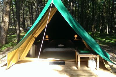 CAMPING HUTTOPIA SUTTON