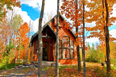 CHALET 35 RUE DU BOISÉ-DU-VIGNERON – LA CACHE À MAXIME