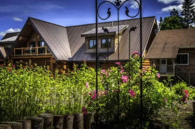 AU DOMAINE DE LA GIROUX-ETTE – GÎTE