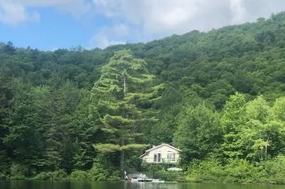 LAC GEORGES