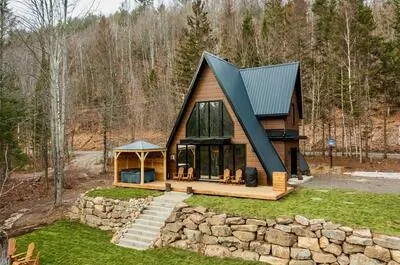 ALUNA CHALET