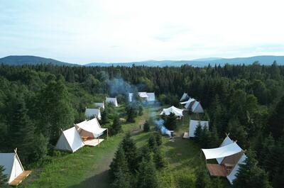 VILLAGE VIKING HÓP