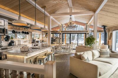 Chalet Makabane