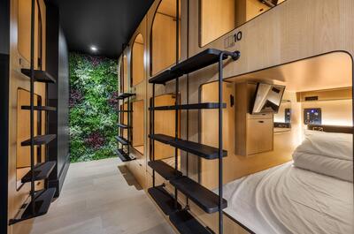 CAPSULE RESIDENCE