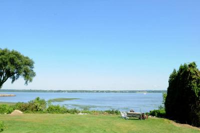 Vue sur le fleuve