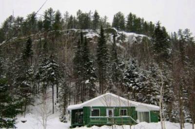 Chalet en hiver   © Gagville